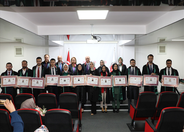 MESLEKTAŞLARIMIZ RUHSATNAMELERİNİ ALDILAR